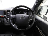 各操作スイッチなどもハンドルから手を放すことなく操作可能で安全運転に支援いたします!