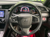 【ステアリングスイッチ】運転中、前方から目線をそらすことなく、オーディオ等の操作が可能な便利機能!安心&快適なドライブを演出してくれます♪