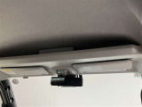 最大3年先まで延長可能なロングラン保証&alpha;(有料)もご用意しております。無料保証期間1年に安心をプラスする、1年または2年の延長保証がお選び頂けます。もちろん、走行距離は無制限です。