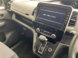 【 オートエアコン 】車内温度を感知して自動で温度調整をしてくれるのでいつでも快適な車内空間を創り上げます!