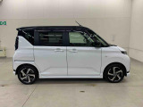 軽自動車、小型車を中心に常時300台展示車を御用意させて頂いております