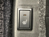 【シートヒーター】寒い日に重宝するシートヒーター!エアコンより早く温まってくれるので寒がりの人も安心ですね♪エアコンの温風は乾燥するから苦手、という方にもをおすすめです。