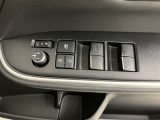 ボタン1つ自動で窓の開閉が可能です!空気の入れ替えも瞬時にできます!
