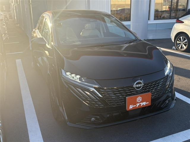 ノートオーラ 1.2 G FOUR レザーエディション 4WD 後期型 禁煙車 BOSEサウンドシステム