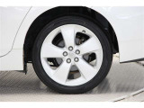 タイヤサイズ(215/45R17)です。
