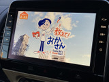 停車中に、地上デジタル放送を視聴できます。長距離移動の休憩時間に、ニュースや番組を楽しめます。快適な時間を過ごせます。