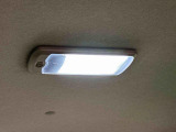 大型室LED内灯で車中泊や荷室作業に最適!