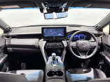 高いホールド性で運転姿勢が安定します。長距離ドライブでも疲れにくいのが魅力です。快適なドライビングライフをお送りください♪