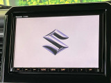 【純正8型ナビ】人気の純正ナビを装備。オーディオ機能も充実しており、Bluetooth接続すればお持ちのスマホやMP3プレイヤーの音楽を再生可能!毎日の運転がさらに楽しくなります!!