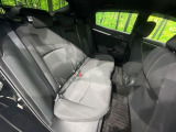 コンパクトカーですが、セカンドシートは十分な広さがあり快適にお乗りいただけます♪シートを倒して大きな荷物を積んだりと、用途の幅が広い1台です。