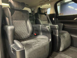 車内もキレイで嫌な臭いもありません☆車内の臭い、汚れが気になる方は内装のスチームクリーナーも施工可能です♪