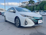 高透明度のガラス皮膜で撥水はもちろん、上質なツヤ・光沢を実現。紫外線や酸性雨から大切な愛車を保護し、色あせ・劣化を防止。「弾スプラッシュコート」、「弾プリミッサコート」からお選びいただけます。