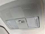 販売・買取・整備・保険・アフターケアまで、カーライフに必要なすべてをトータルサポート。車に関することを一括してお任せできるため、長く快適なカーライフをサポートさせていただきます。