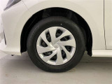 タイヤサイズは 175/70 R14 です。