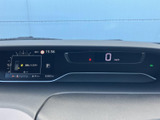 視認性の高いメーターは、運転に必要な情報を的確に表示。運転に集中できる環境が整っています。シンプルで分かりやすいデザインです。