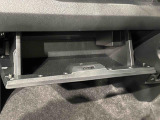 実用的な収納が、車内の各所にあります♪