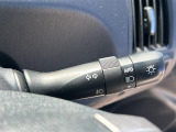 【オートライト(AUTO)】外の明るさをシステムが感知して、自動でヘッドライトが点灯します!ヘッドライトをつけ忘れを防ぐ便利機能です。
