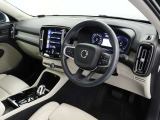XC40 リチャージ プラグイン ハイブリッド T5 インスクリプション 