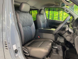 運転席シート廻りは使用感も少なく、良好な状態となっています。丁寧に使われていたことがよくわかりますね。