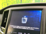 【純正ナビ】人気の純正ナビを装備しております。ナビの使いやすさはもちろん、オーディオ機能も充実!キャンプや旅行はもちろん、通勤や買い物など普段のドライブも楽しくなるはず♪