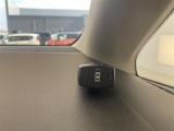 【コーナーセンサー】障害物が近づくと音で教えてくれます。また、近づけば近づくほど音も変わりより分かりやすくなっております。
