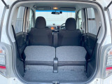 普段のお買い物や通勤、送迎等に十分な荷室スペースを確保しております。セカンドシートを倒すと、大きな荷物の積載も可能です♪