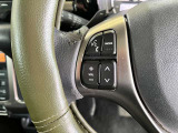 運転中、前方から目線をそらすことなくオーディオ等の操作が可能な便利機能もついています!!