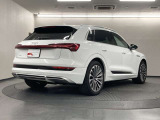e-tron 55 クワトロ Sライン 4WD