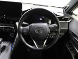 各操作スイッチなどもハンドルから手を放すことなく操作可能で安全運転に支援いたします!