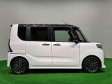 ドアは約90度に開くので荷物も積み込みやすく、乗り降りもしやすい♪ ロングドライブも快適に過ごせる工夫がいっぱいです♪♪