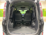 普段のお買い物や通勤、送迎等に十分な荷室スペースを確保しております。セカンドシートを倒すと、大きな荷物の積載も可能です♪