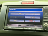 お気に入りの音楽を快適に楽しめるオーディオシステム。高音質で、車内をコンサートホールのように演出します。ドライブがさらに楽しくなります。