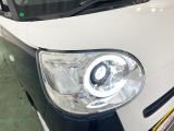 LEDヘッドライトなので夜間の運転も安心ですね