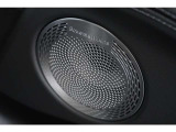 Bowers&Wilkins ダイヤモンドサラウンドサウンドシステム が選択されており、車内空間を上質な空間へと変えてくれます。