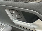 当社の納車前点検・サービスの内容は、車検点検・法定12ヶ月定期点検・油脂類の点検及び交換・バッテリーの点検及び交換等を行い、良好な状態にてご納車させていただきます。