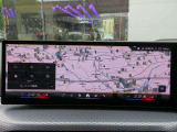 ◆iDriveを装備。操作系統をディスプレイから独立させることで、人間工学に基づいた最適な運転環境を実現しております。◆