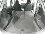 U-Carの販売だけでなく自動車保険、携帯電話の販売も行っております。