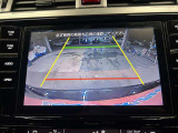 【バックカメラ】運転席から画面上で安全確認ができます。駐車が苦手な方にもオススメな便利機能です。