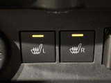 寒い時期にはやはりコレ。運転席・助手席シートヒーターで快適にドライブを楽しめます。