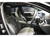 メルセデスの認定中古車「サーティファイドカー」では、専用のコールセンターにオペレータが24時間365日待機