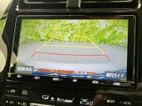バックモニターを搭載し、後方の安全確認をサポート。狭い場所での駐車をより安心して、正確な操作をガイドライン表示でお手伝いします。