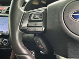 ステアリングスイッチ装備!運転しながら手元でオーディオの操作などができます。