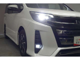 話題のLEDヘッドランプが採用されております! 省電力で長寿命、しかもとても明るく熱くなりにくい性質を持ったライトになります。虫も寄ってきにくい性質も持っております。