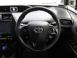 各操作スイッチなどもハンドルから手を放すことなく操作可能で安全運転に支援いたします!