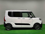 ドアは約90度に開くので荷物も積み込みやすく、乗り降りもしやすい♪ アウトドアで楽しく快適に過ごせる工夫がいっぱいです♪♪