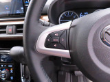 【ステアリングスイッチ】運転中、前方から目線をそらすことなく、オーディオ等の操作が可能な便利機能!安心&快適なドライブを演出してくれます♪