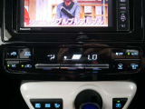 「オートエアコン」が付いています。1年中快適な室内を提供!車内温度を設定すると、風量を自動で調節してくれます。