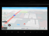 社外品カロッツェリア製9インチの大型モニターナビが装備されております。ナビ画面の見やすさとAV機能での迫力のある映像が楽しめます。保証対象外となりますのでご注意くださいませ。
