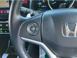 便利なステアリングスイッチも装備!運転中のオーディオ操作も安心です☆彡