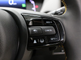 【アダプティブクルーズコントロール】設定した車速内でクルマが自動的に加減速。 前走車との適切な車間距離を維持しながら追従走行し、 ドライバーの運転負荷を軽減します!